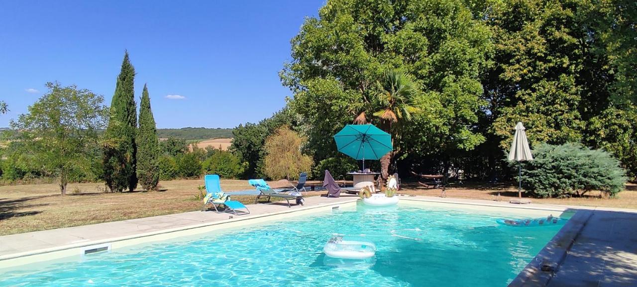 مبيت وإفطار Puygaillard-de-Quercy Domaine Les Garrigues المظهر الخارجي الصورة